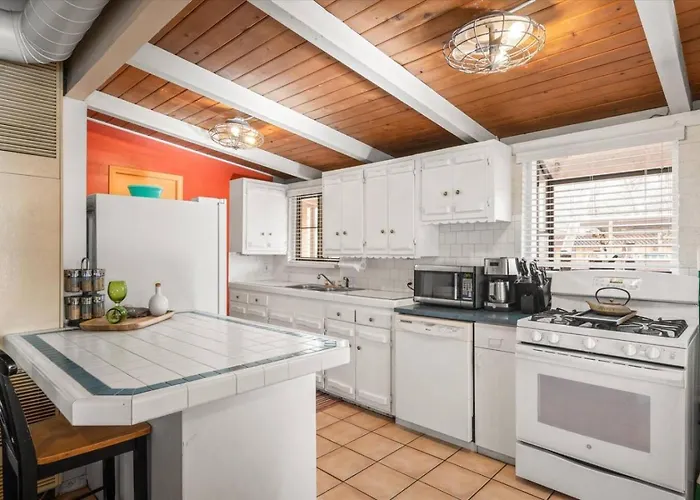 Ferienhaus Creekside Retreat | Oak Creek Hot Tub Escape