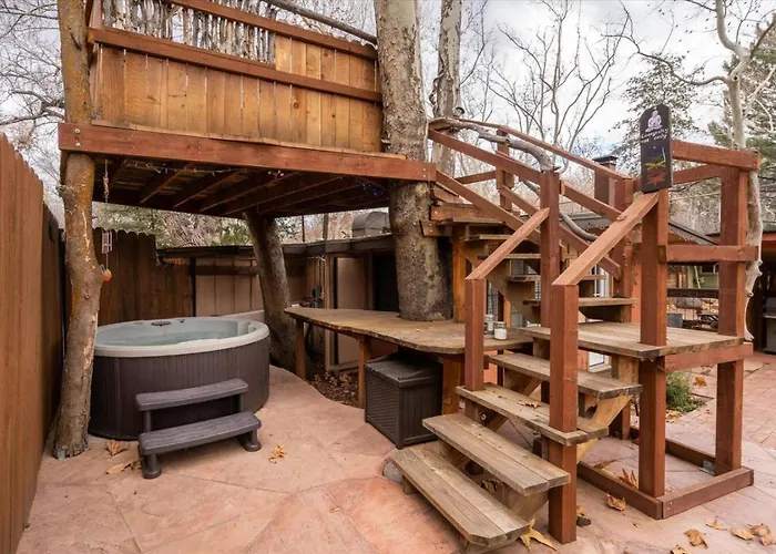 Creekside Retreat | Oak Creek Hot Tub Escape Ferienhaus